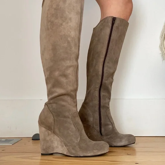 Born Crown boots size 7.5/38.5 - Picture 3 of 5